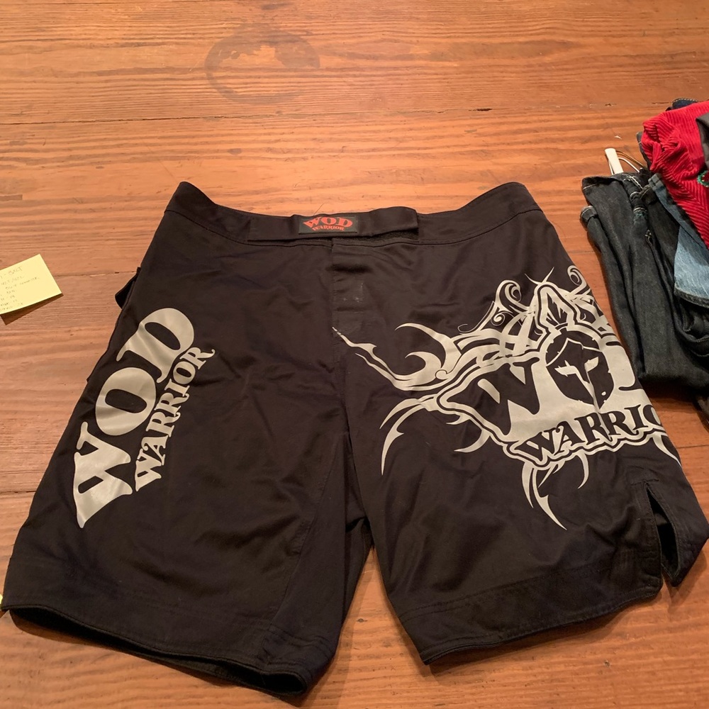 Men’s swim trunks